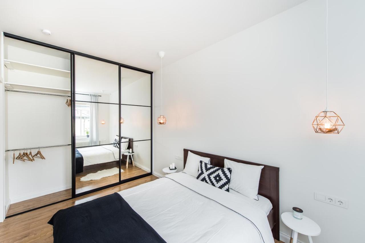Stylish Apartment In The Heart Of Kaunas Old Town ภายนอก รูปภาพ