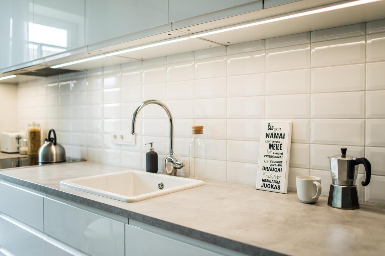 Stylish Apartment In The Heart Of Kaunas Old Town ภายนอก รูปภาพ
