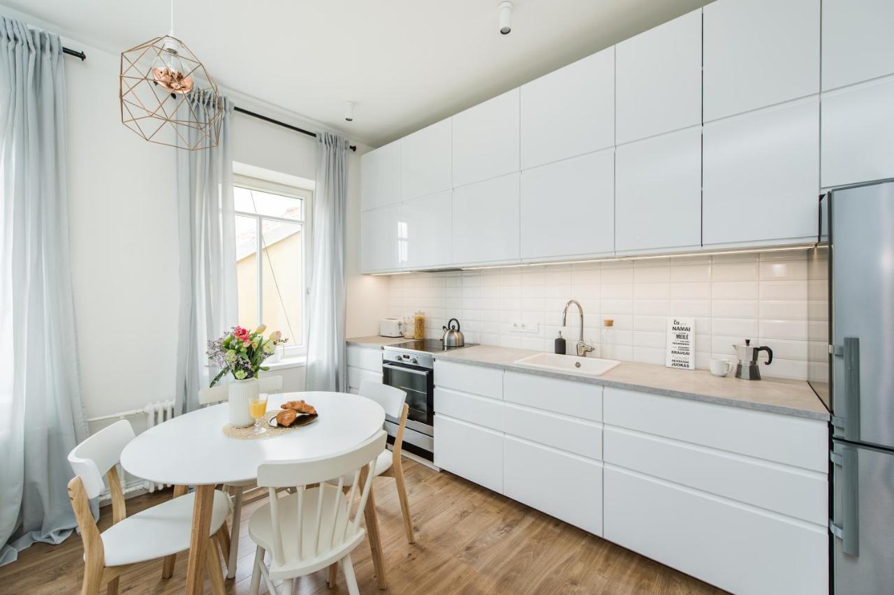Stylish Apartment In The Heart Of Kaunas Old Town ภายนอก รูปภาพ
